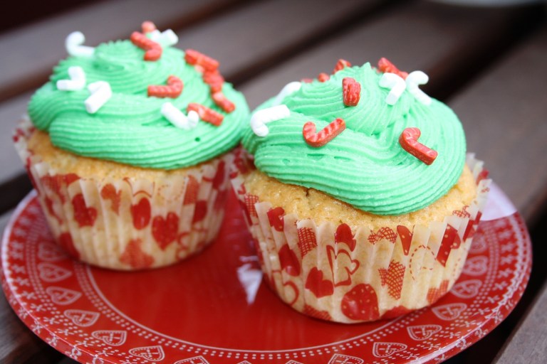 cupcakes de vainilla decorados de Navidad